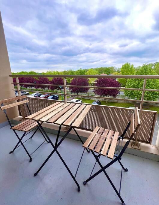 B309 Proche Paris Apartment Montevrain